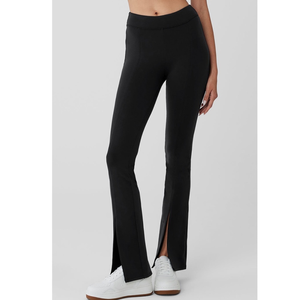 Alo Flutter Leggings